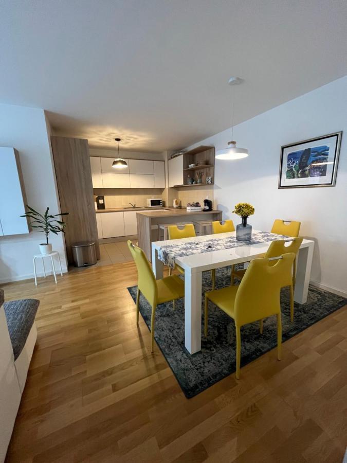 Mimice - Private Garage Parking Space Apartman Zagreb